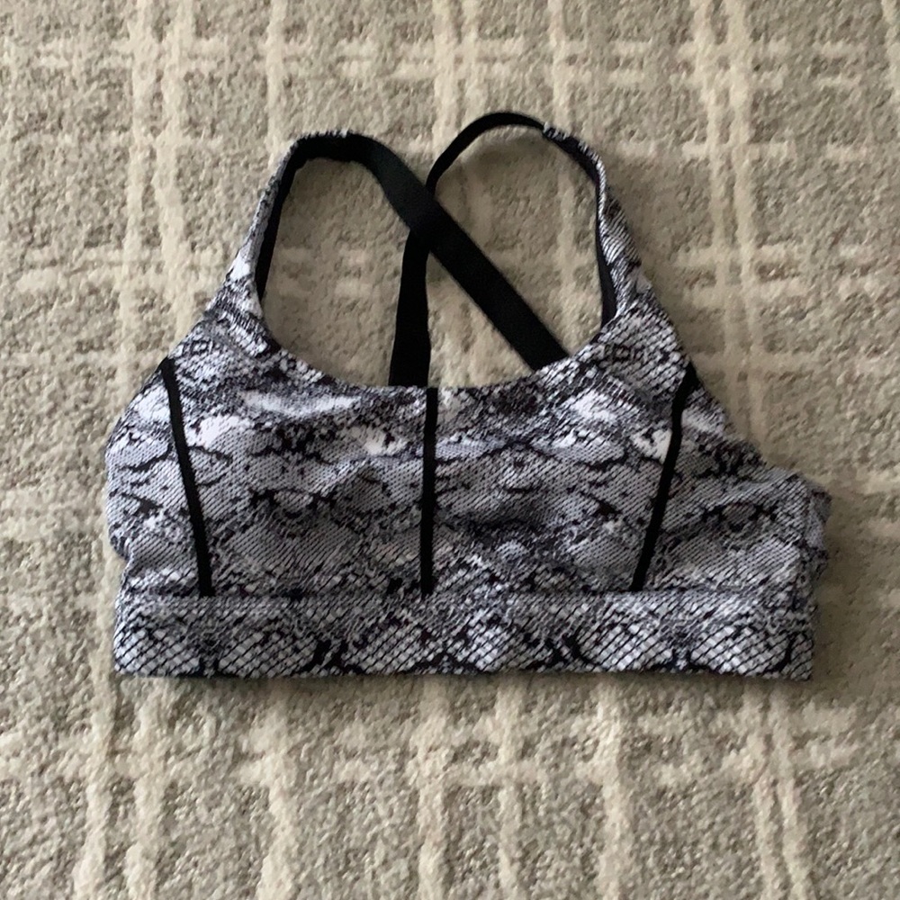 Cobra metallic sports bra